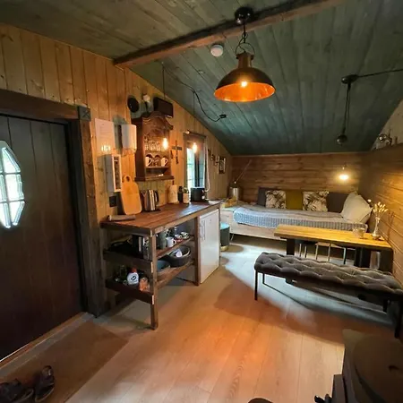 Lodge Mikrohyttene Moen Ranch