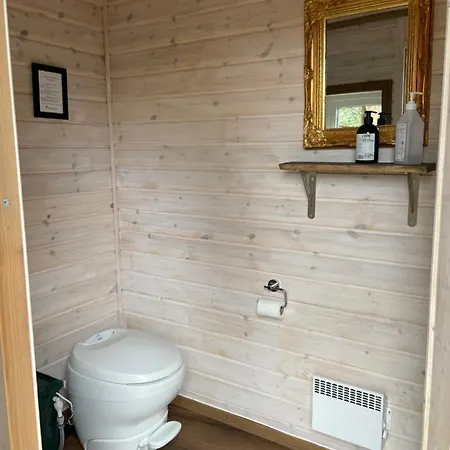 Деревянный коттедж Mikrohyttene Moen Ranch