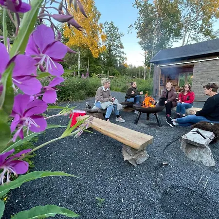 Деревянный коттедж Mikrohyttene Moen Ranch *